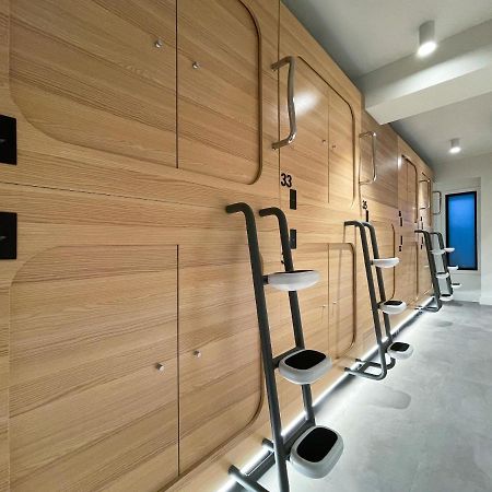 Airone Capsule Hotel هوبارت المظهر الخارجي الصورة
